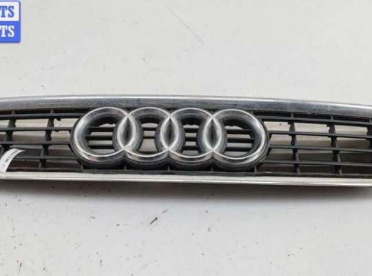 Решетка радиатора AU1754369 на Audi A4 B5 (1994-2001)