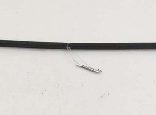 Молдинг лобового стекла VG2769237 на Volkswagen Passat B6
