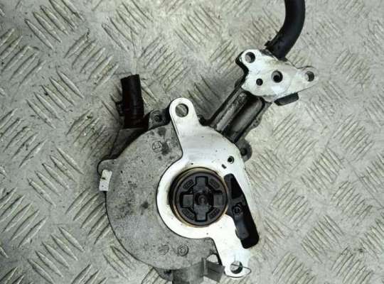 Насос вакуумный VG2751617 на Volkswagen Passat B6