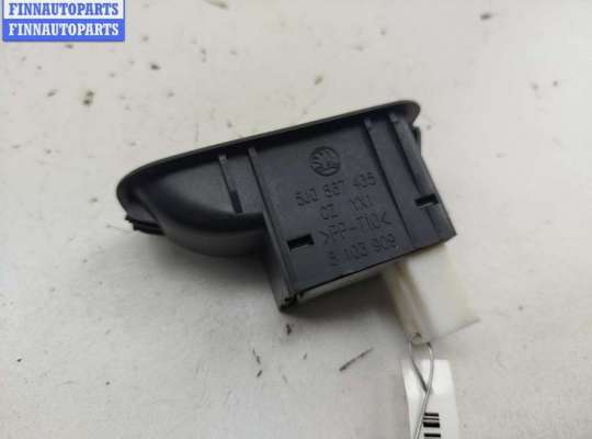 купить Кнопка стеклоподъемника переднего правого на Skoda Fabia mk2 (5J)