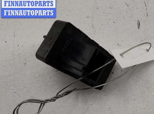 купить Кнопка стеклоподъемника заднего правого на Peugeot 308 T7 (2007-2013)