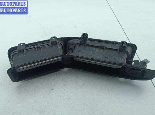 купить Ручка двери внутренняя передняя левая на Audi 80 B4 (1991-1996)