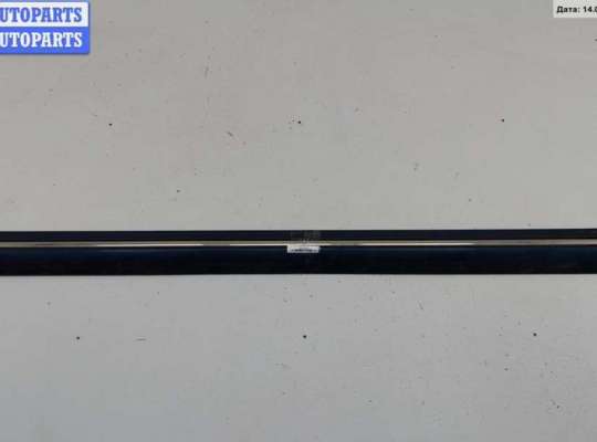 Молдинг двери передней левой MB1493095 на Mercedes E-Class W210 (1995-2002)