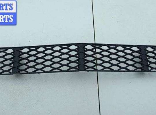 купить Решётка (заглушка) в бампер на Mercedes E-Class W211 (2002-2009)