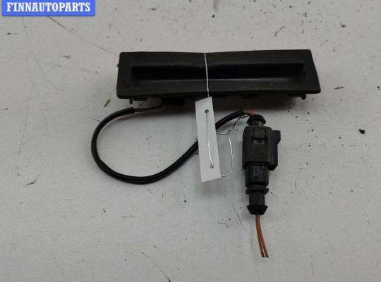 купить Кнопка открывания багажника на Volkswagen Passat B5+ (GP)