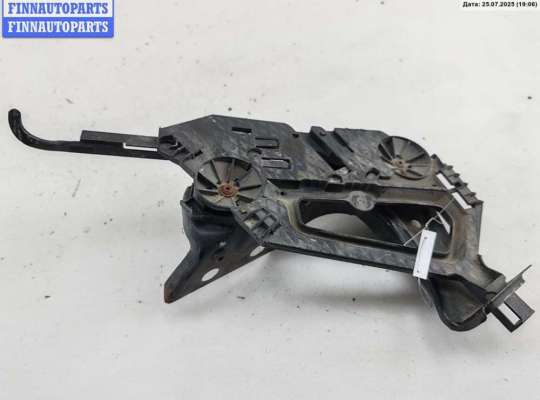 купить Крепление фары правой на Skoda Octavia mk2 (A5 1Z) 2004-2013