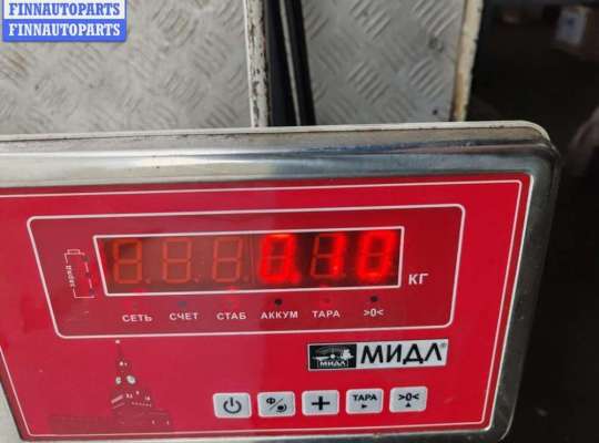 купить Молдинг двери передней левой на Volkswagen Golf-5 Plus