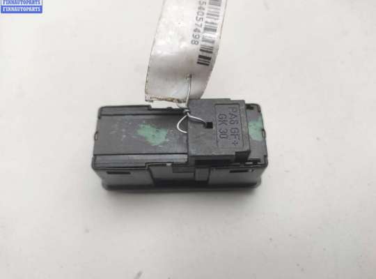 купить Кнопка люка на BMW 3 E46 (1998-2006)