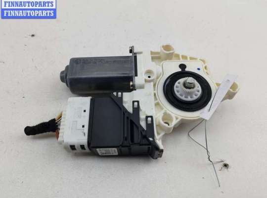 Моторчик стеклоподъемника задний правый VG2629141 на Volkswagen Touran