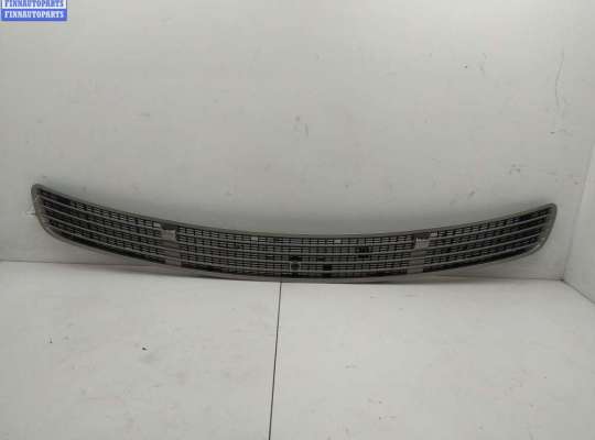 купить Решетка капота на Mercedes C-Class W203 (2000-2006)