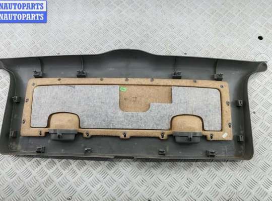 купить Обшивка крышки багажника на Volkswagen Passat B5+ (GP)