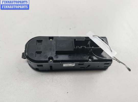 купить Блок кнопок управления стеклоподъемниками на Opel Zafira B (2004-2014)