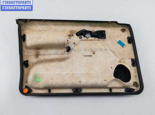 купить Обшивка двери передней правой (дверная карта) на Volkswagen Golf-3