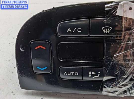 купить Переключатель отопителя на Peugeot 607