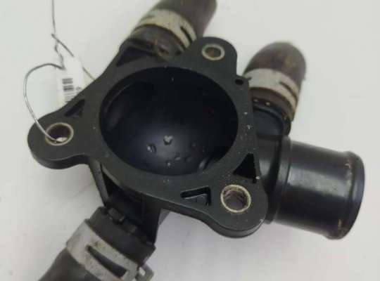 купить Корпус термостата на Opel Signum (2003-2008)