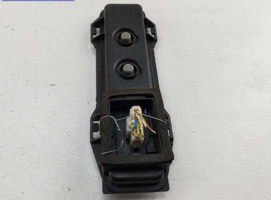 купить Плата фонаря заднего левого на Peugeot 307