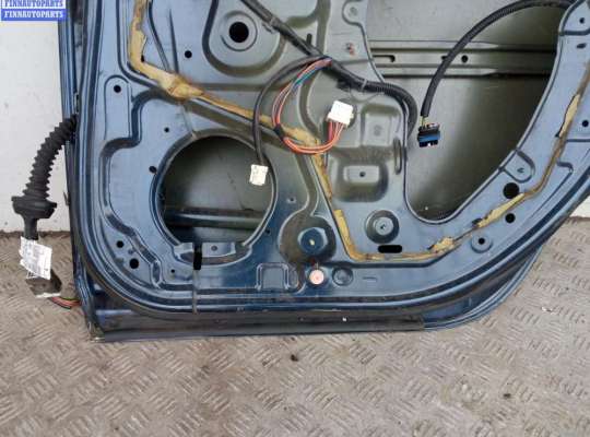 купить Дверь боковая задняя правая на Nissan Primera P12 (2002-2008)