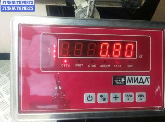 Бардачок (вещевой ящик) на Ford Focus II