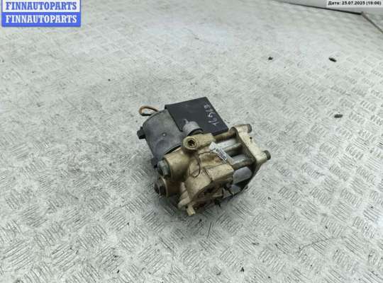 Блок ABS на Audi 100 (4A, C4)