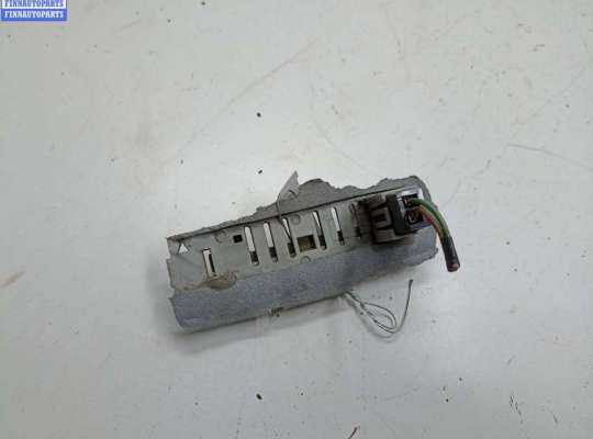 Планка подсветки номера на Opel Zafira A