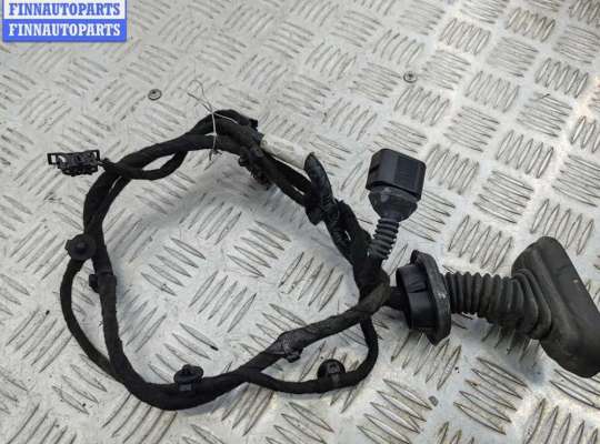 Проводка двери AU1749117 на Audi A4 B6 (2001-2004)