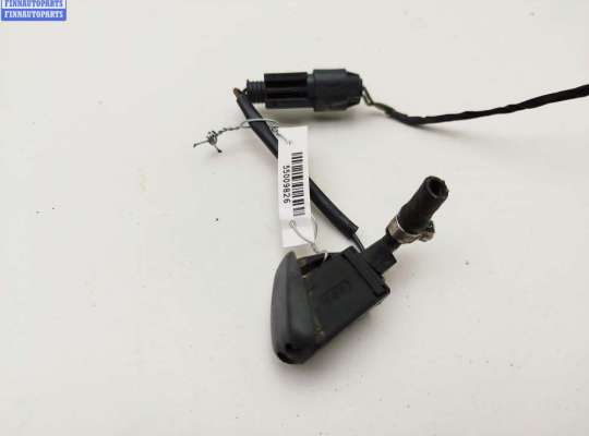 Форсунка омывателя BM3447718 на BMW 3 E36 (1991-2000)