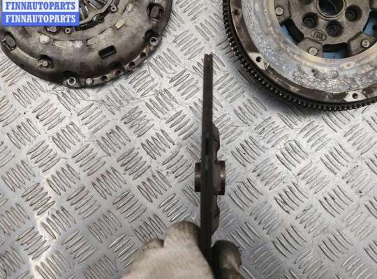 купить Маховик на Volkswagen Touran