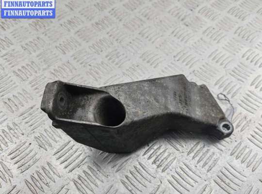 купить Кронштейн двигателя опорный на Audi A4 B7 (2004-2008)