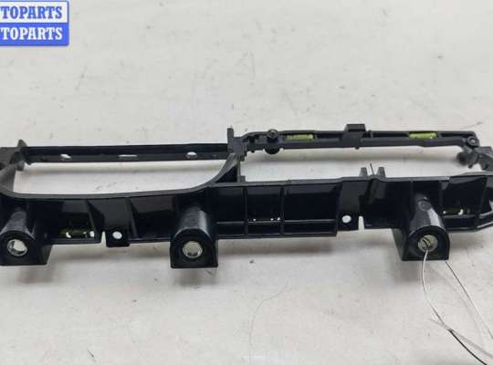 купить Ручка двери внутренняя передняя левая на Volkswagen Passat B5+ (GP)