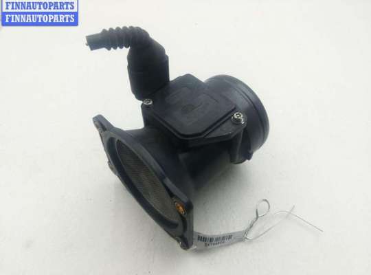 купить Расходомер (измеритель потока воздуха) на Volkswagen Passat B5