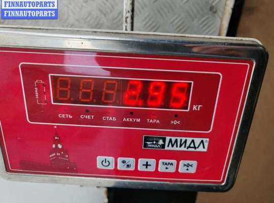 купить Обшивка двери передней левой (дверная карта) на Ford Focus II (2004-2011)