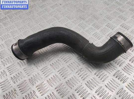 купить Патрубок интеркулера на Mercedes C-Class W203 (2000-2006)