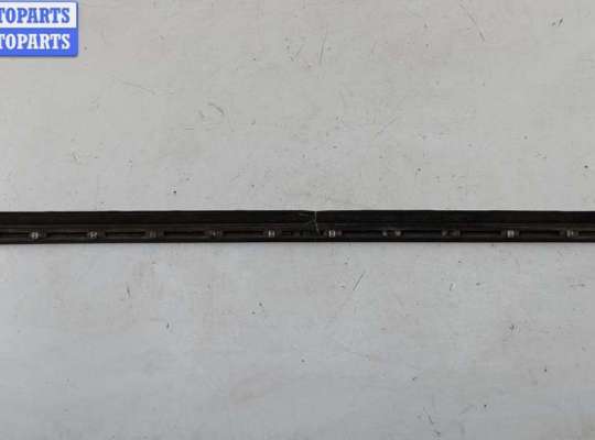 купить Молдинг двери передней правой на Audi A6 C5 (1997-2005)