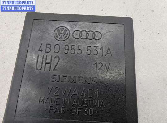 купить Реле стеклоочистителя (дворников) на Volkswagen Passat B5