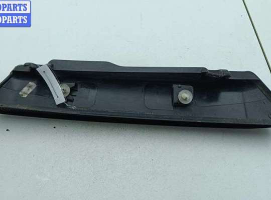 купить Накладка двери (крышки) багажника на Renault Scenic II (2003-2009)