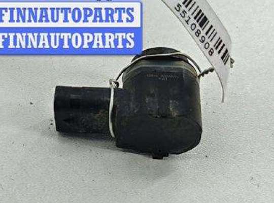 Датчик парковки (парктроник) задний VG2741127 на Volkswagen Passat B6