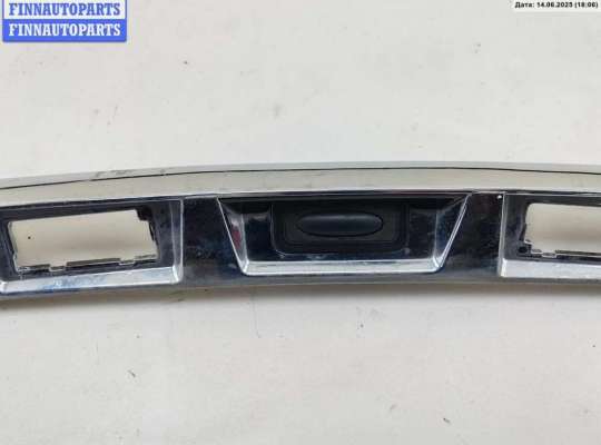 купить Накладка подсветки номера на Renault Laguna III (2008-2015)