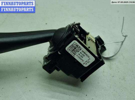 купить Переключатель поворотов на Volkswagen Golf-5