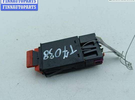 Кнопка аварийной остановки на Audi A6 (C5)
