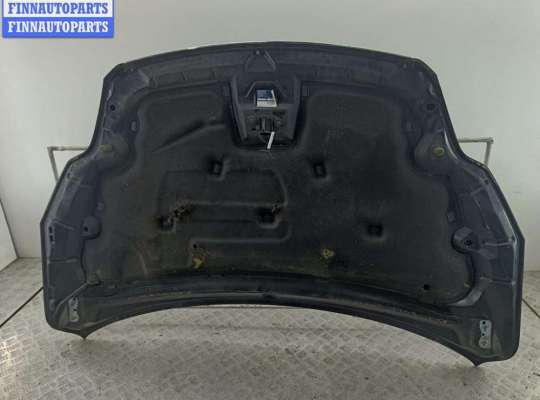 Капот на Ford Focus II