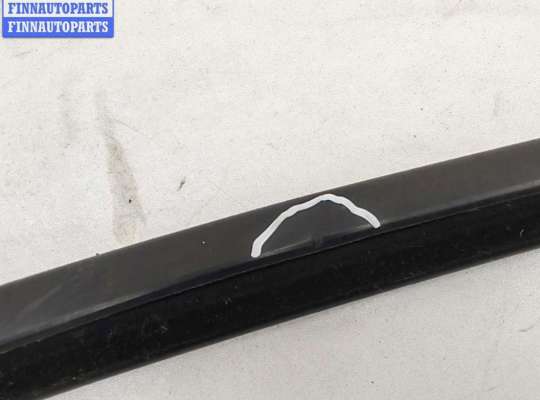 купить Уплотнитель двери передней левой на Volkswagen Sharan (2000-2010)