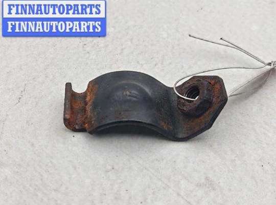 купить Крепление втулки стабилизатора переднего на Volkswagen Passat B4