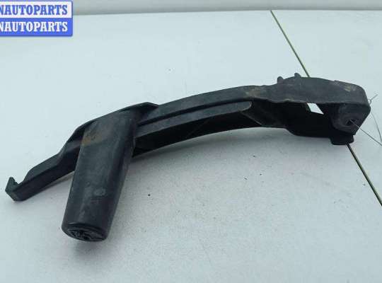 купить Крепление фары правой на Volkswagen Golf-5