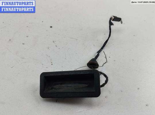 купить Кнопка открывания багажника на Ford Focus II (2004-2011)