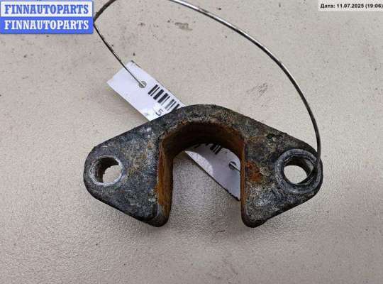 Скоба (кронштейн) крепления форсунки BM3251674 на BMW 3 E46 (1998-2006)