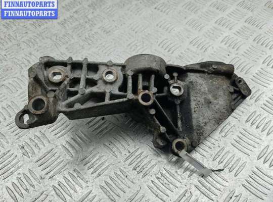 купить Кронштейн генератора на Renault Scenic II (2003-2009)