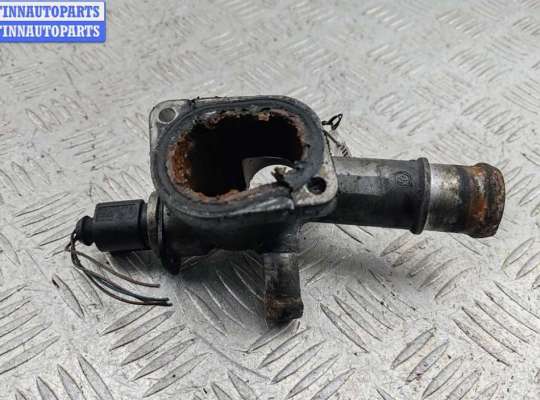 купить Фланец (тройник) системы охлаждения на Volkswagen Passat B5+ (GP)