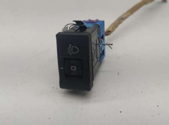 купить Кнопка корректора фар на Audi 100 C4 (1991-1994)