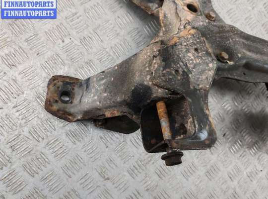 купить Балка подвески передняя (подмоторная) на Volkswagen Passat B4