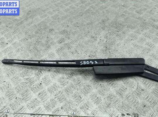 купить Щеткодержатель (поводок стеклоочистителя) передний на Audi Q7 4L (2005-2015)